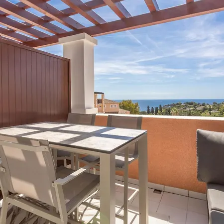 Cap Esterel - Piscine *